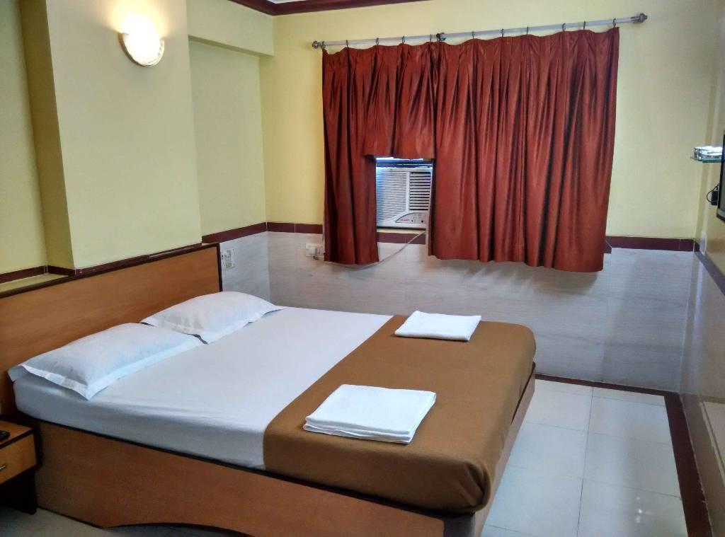 Kalyān Girija Payyade Hotel المظهر الخارجي الصورة